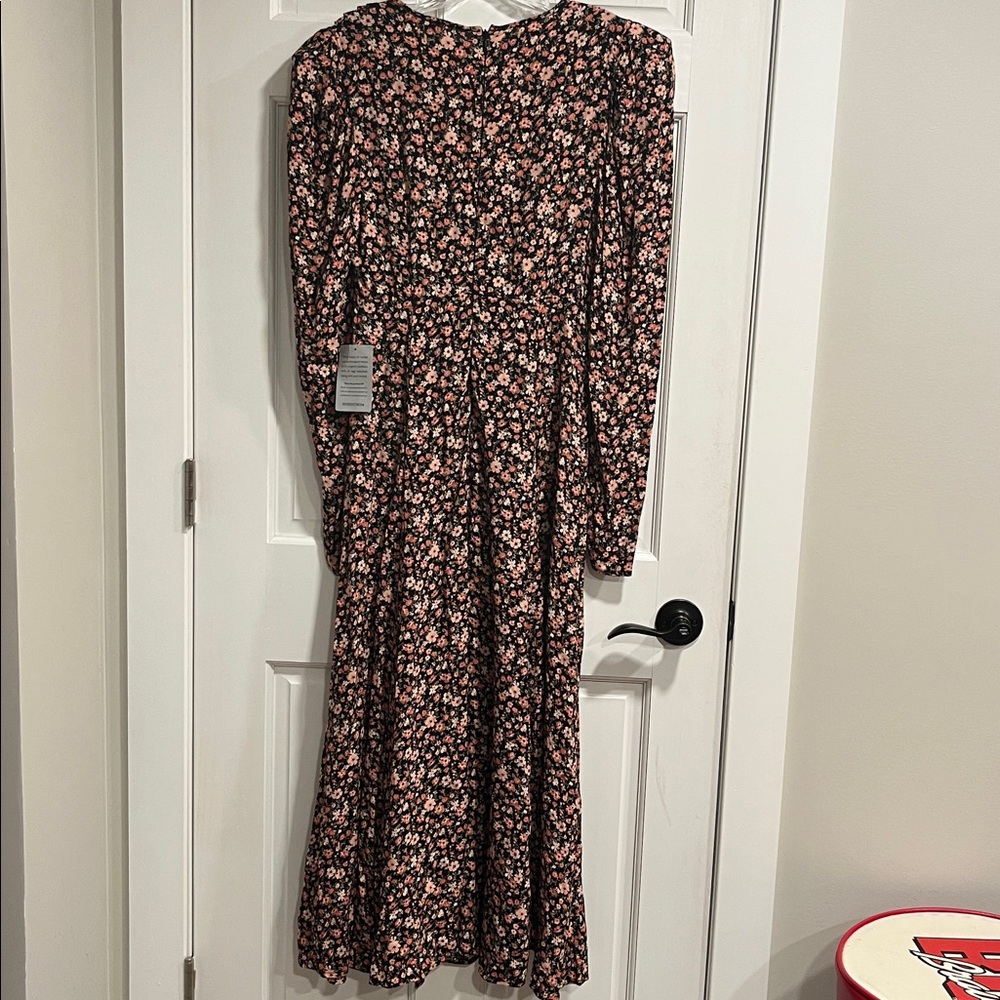 ASTR The Label Covered Button Midi Dress in Black Clay Floral READ DESCRIP - Picture 7 of 9